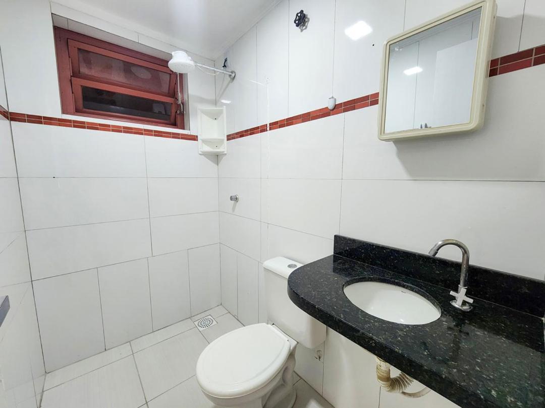 Apto El Shadday 301 Cento E Cinquenta Metros Do Mar Bombinhas Exteriör bild